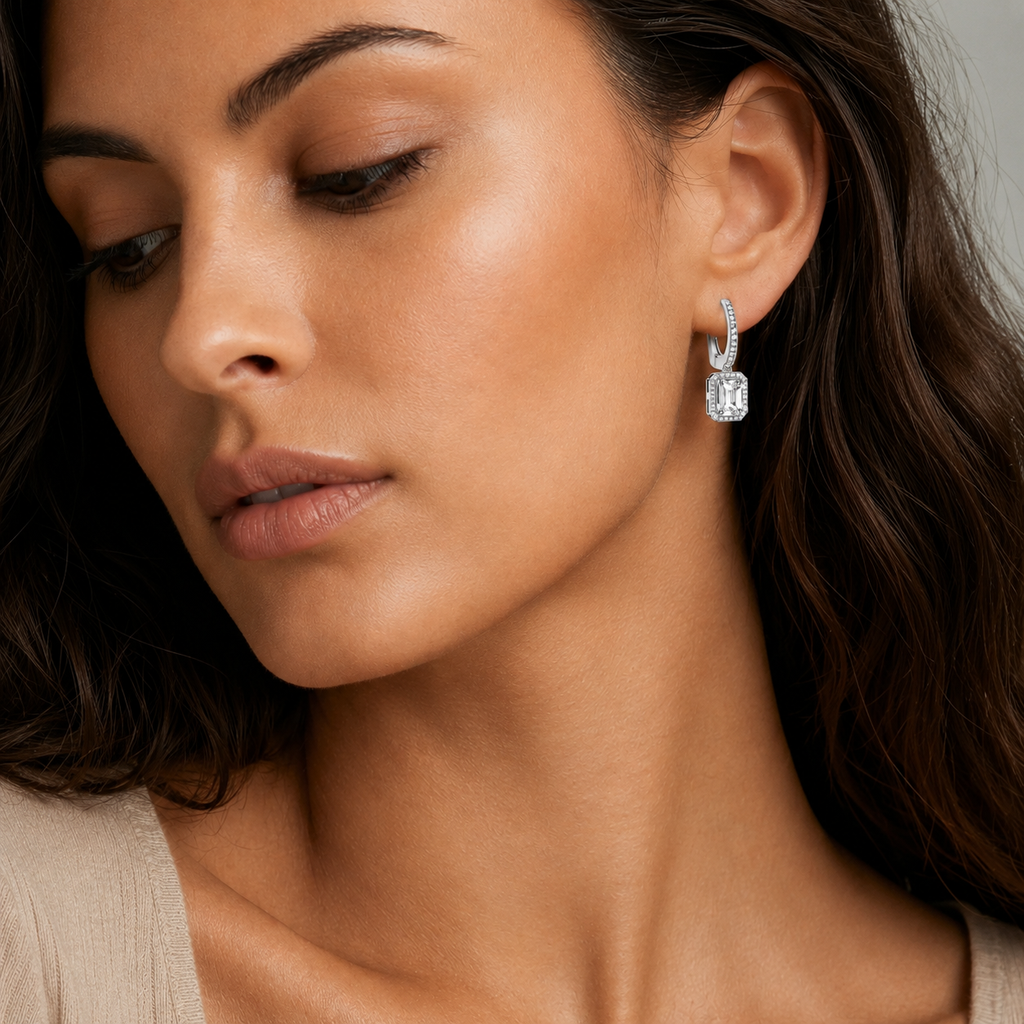 EMERALD-CUT HUGGIE DROPS
